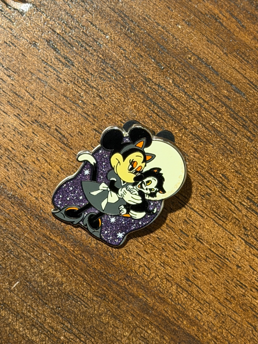 Disney Halloween Minnie and Figaro Brooch